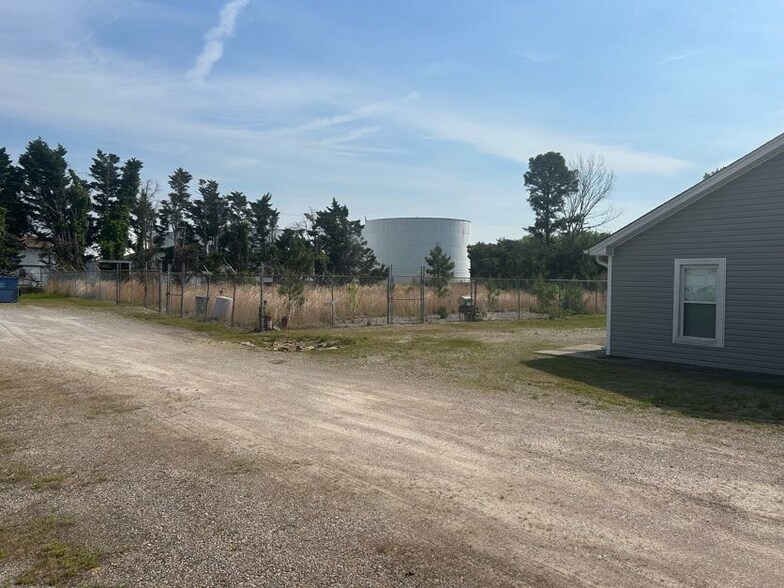 2034 E Whitehill Rd, Prince George, VA à vendre - Photo du bâtiment - Image 3 de 11