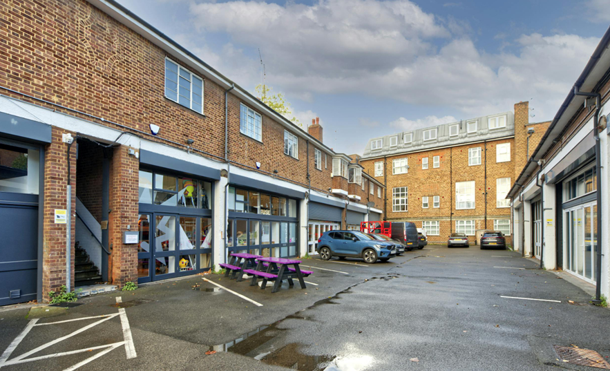 2A Askew Cres, London for sale Building Photo- Image 1 of 6