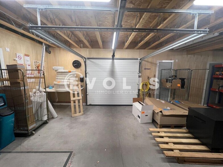 Flex in Saint-Maur-des-Fossés for sale - Building Photo - Image 2 of 10