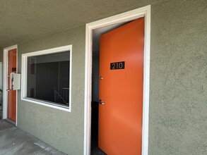 370 W 6th St, San Bernardino, CA for lease Building Photo- Image 2 of 12