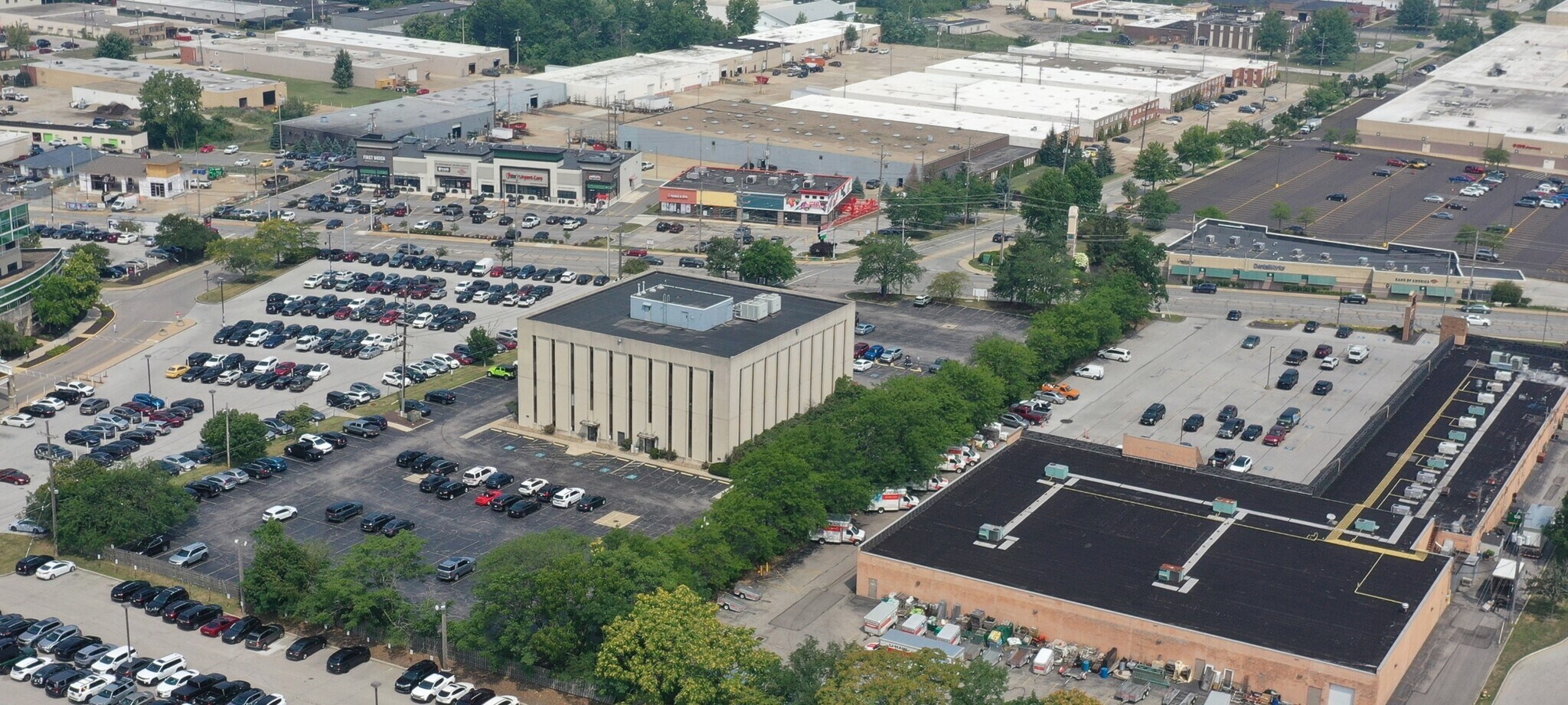 36100 Euclid Ave, Willoughby, OH for lease Primary Photo- Image 1 of 5