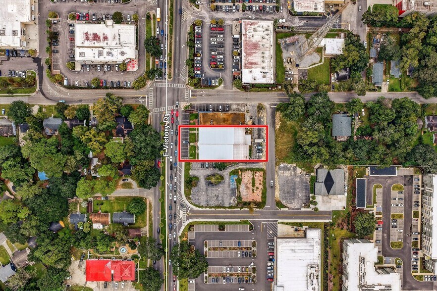 1711 E Victory Dr, Savannah, GA à vendre - Photo du bâtiment - Image 2 de 21