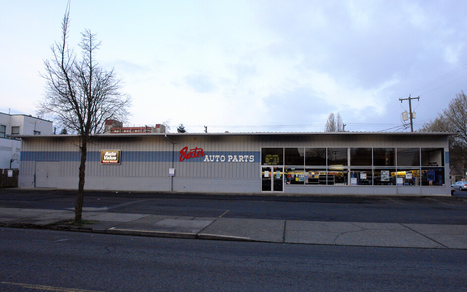 8950 N Lombard St, Portland, OR à vendre - Photo du bâtiment - Image 1 de 1