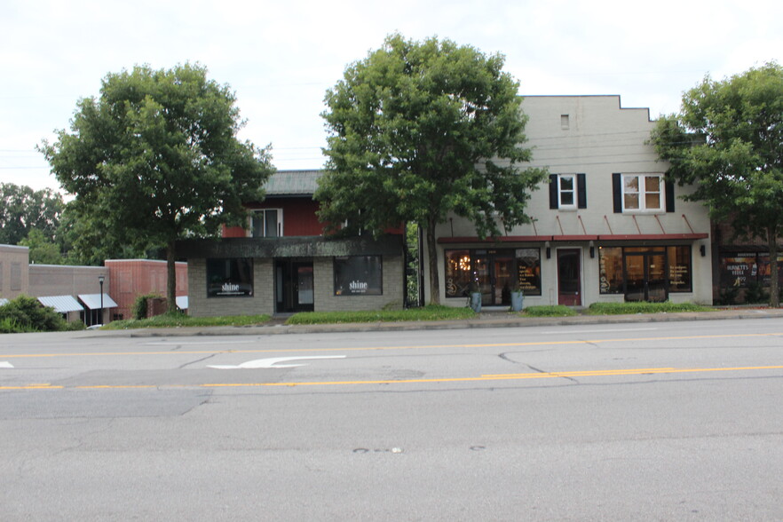 2910 - 3000 Rosewood, Columbia, SC for lease - Building Photo - Image 3 of 6