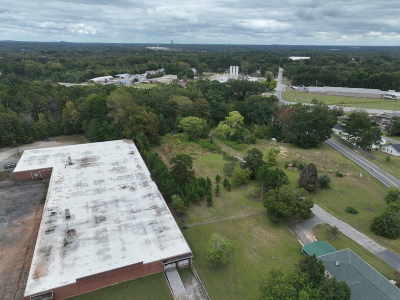 110 N Upright St, Landis, NC for lease - Building Photo - Image 2 of 9