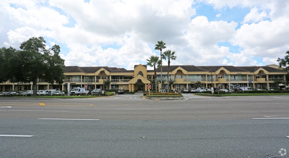 668-670 N Orlando Ave, Maitland, FL à louer - Photo du bâtiment - Image 3 de 54