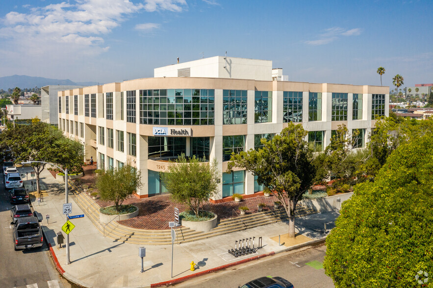 1245 16th St, Santa Monica, CA à vendre - Photo du bâtiment - Image 1 de 1