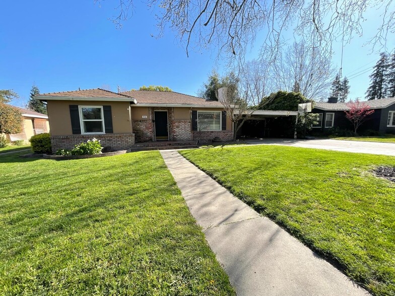 1930 California Ave, Turlock, CA à vendre - Photo principale - Image 1 de 1