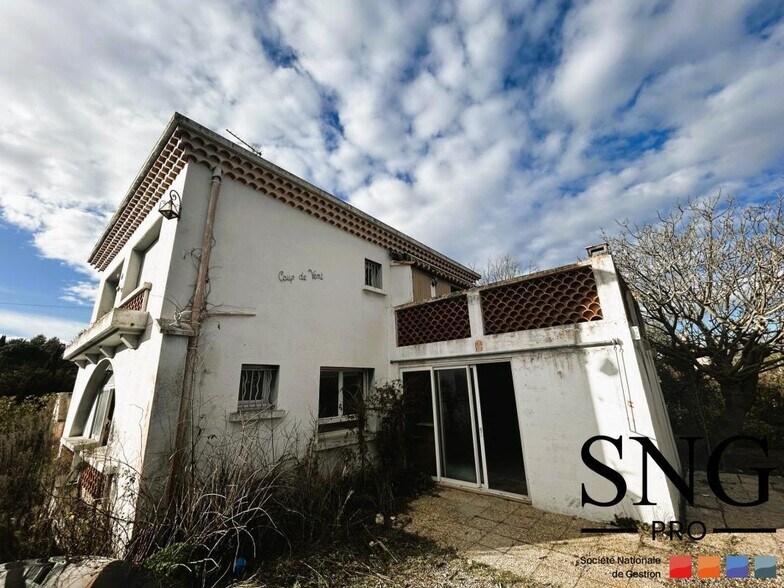 Office in Aix-en-Provence for sale - Building Photo - Image 3 of 4
