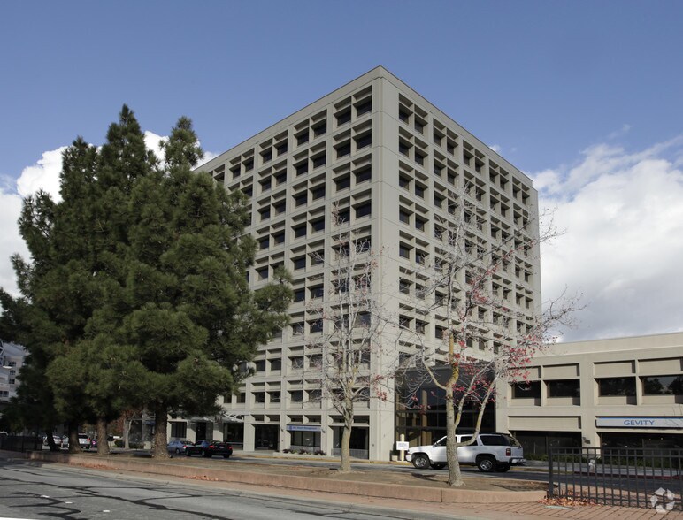 1990 N California Blvd, Walnut Creek, CA à louer - Photo du bâtiment - Image 3 de 14
