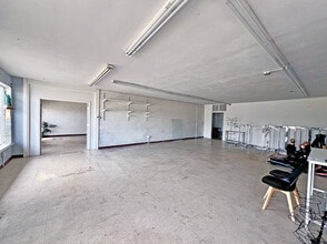 10234 Lincoln Trl, Fairview Heights, IL for lease Interior Photo- Image 2 of 2