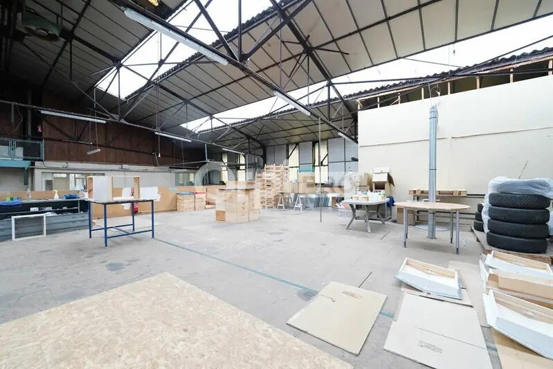Office in Villefranche-sur-Saône for lease - Building Photo - Image 3 of 21