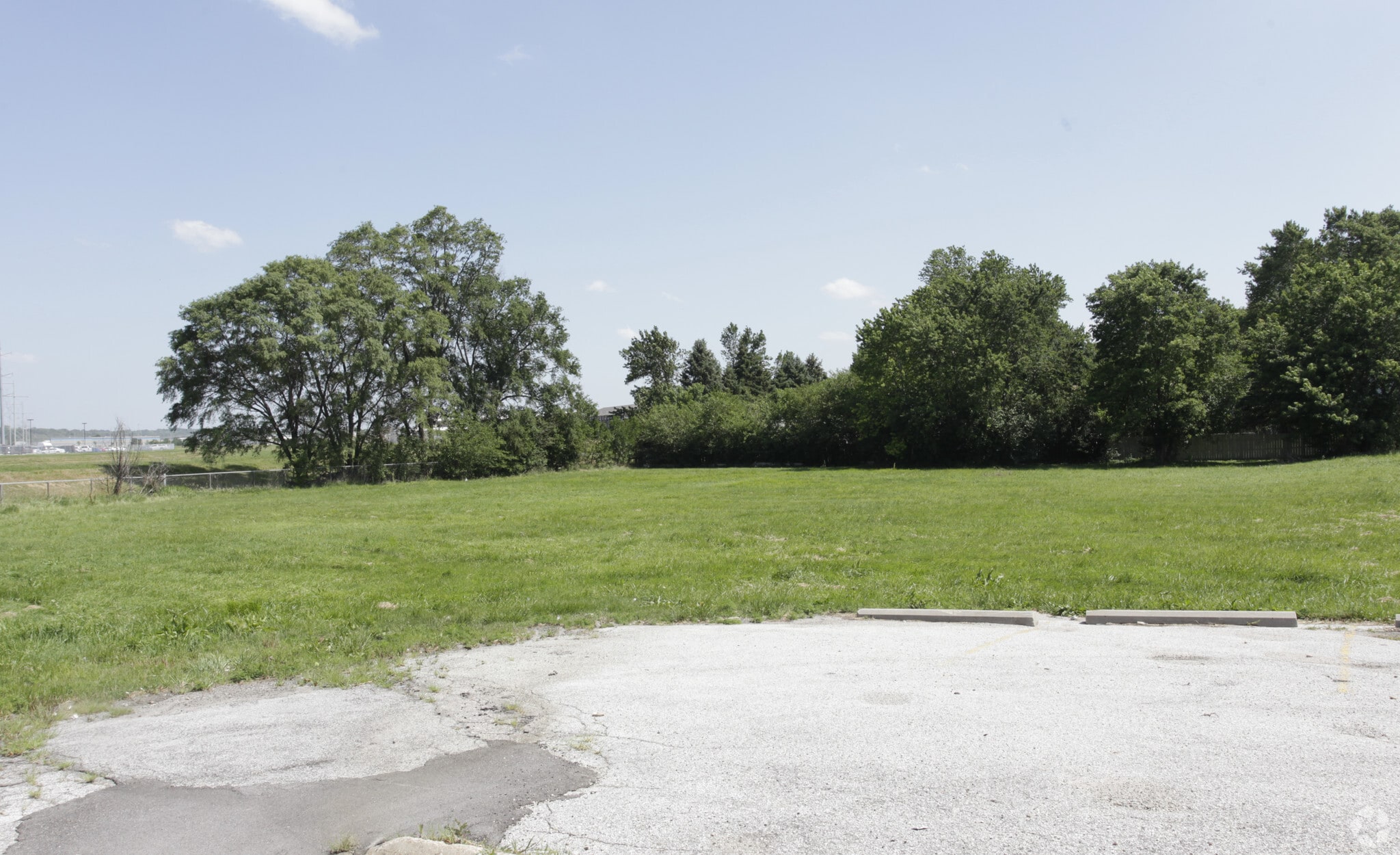 4713 S 77th Ave, Ralston, NE à vendre Photo principale- Image 1 de 5