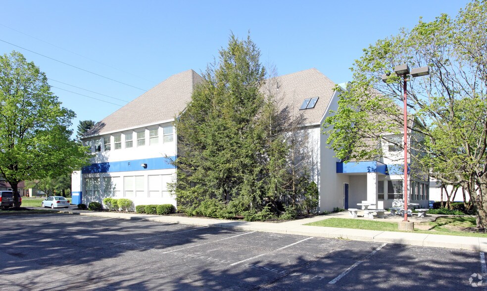 3386 Snouffer Rd, Columbus, OH for sale - Building Photo - Image 2 of 9