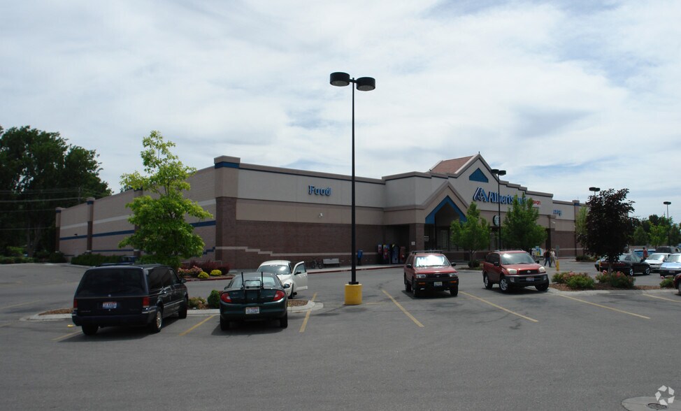 3614 W State St, Boise, ID à louer - Photo du bâtiment - Image 2 de 2