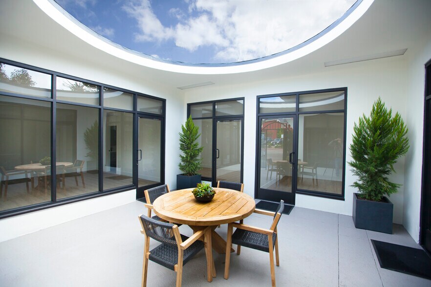 1227-1239 Scott St, San Diego, CA à louer - Photo intérieure - Image 3 de 5