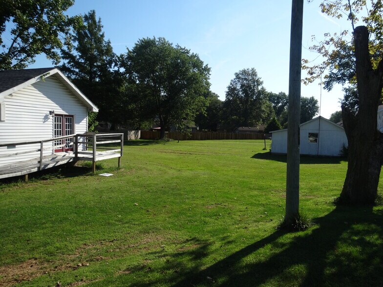 7310 State Road 46, Terre Haute, IN à vendre - Photo du bâtiment - Image 2 de 4