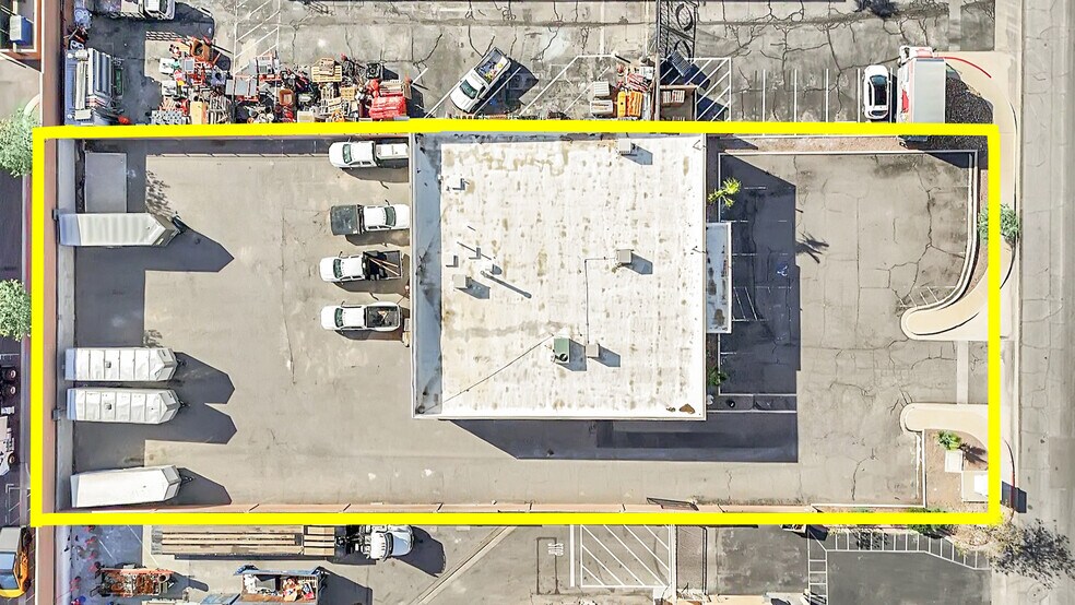 231 Sunpac Ave, Henderson, NV à louer - Photo du bâtiment - Image 3 de 5