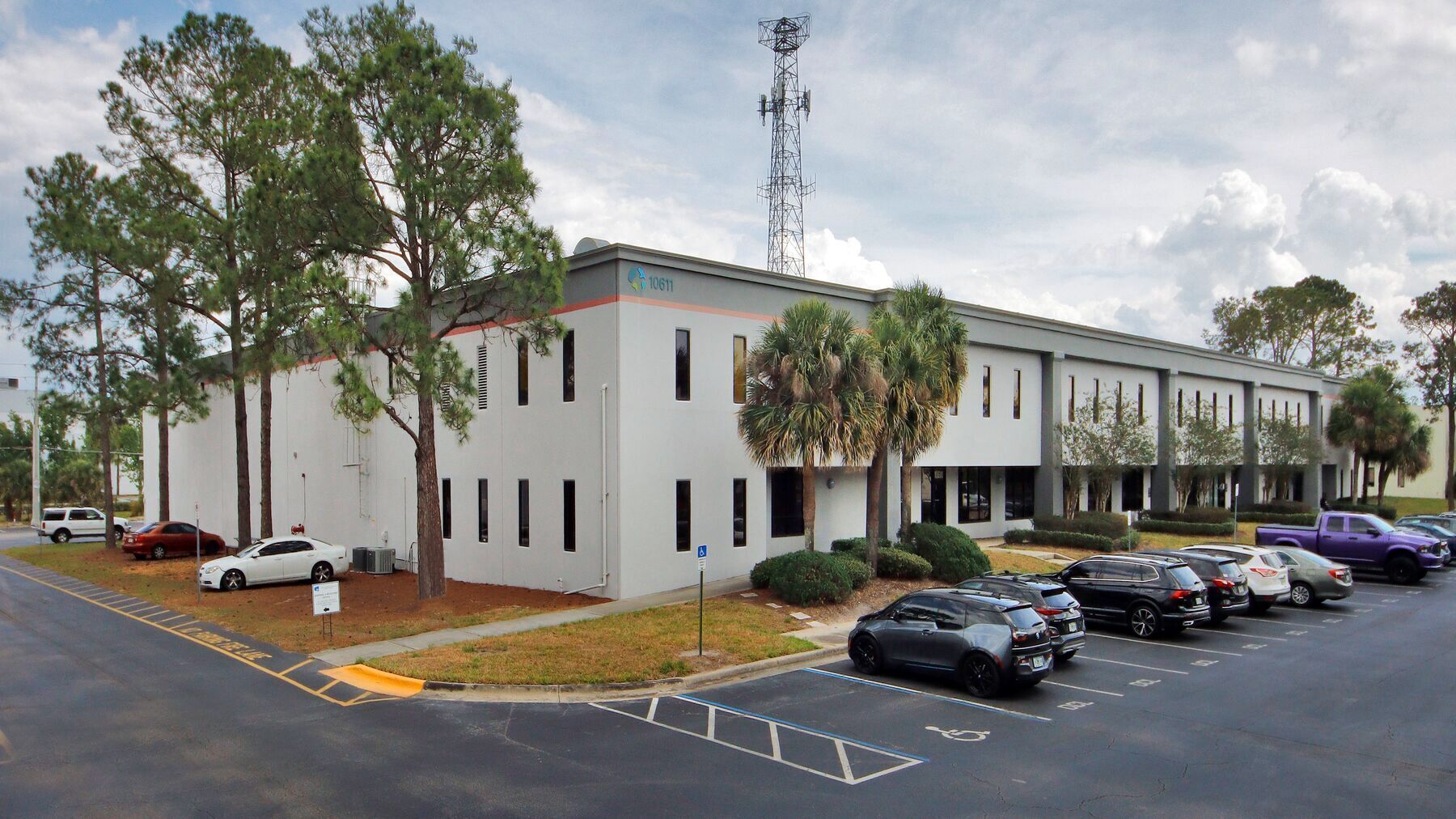 9550 Satellite Blvd, Orlando, FL à louer Photo du bâtiment- Image 1 de 2