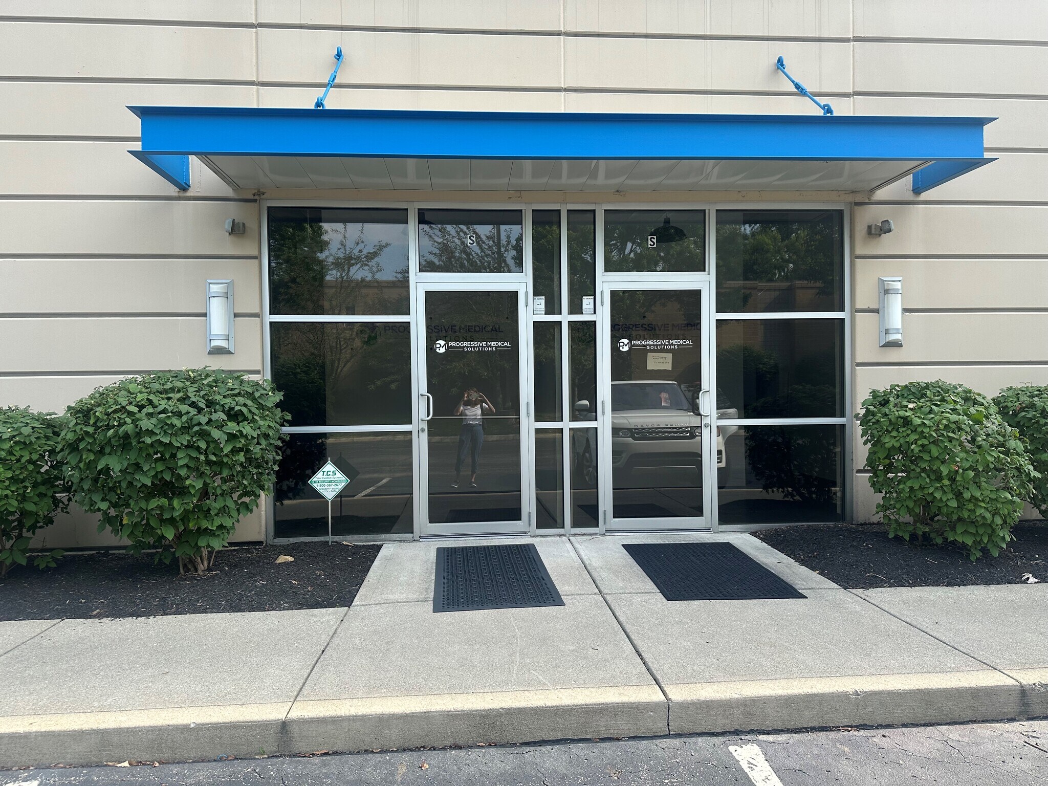 653 McCorkle Blvd, Westerville, OH à louer Photo du bâtiment- Image 1 de 9