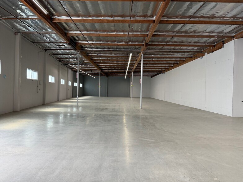 4900 W 147th St, Hawthorne, CA à louer - Photo du bâtiment - Image 3 de 12