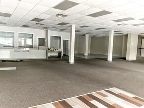 3153-3215 Elm St N, Covington, GA for lease Interior Photo- Image 2 of 3