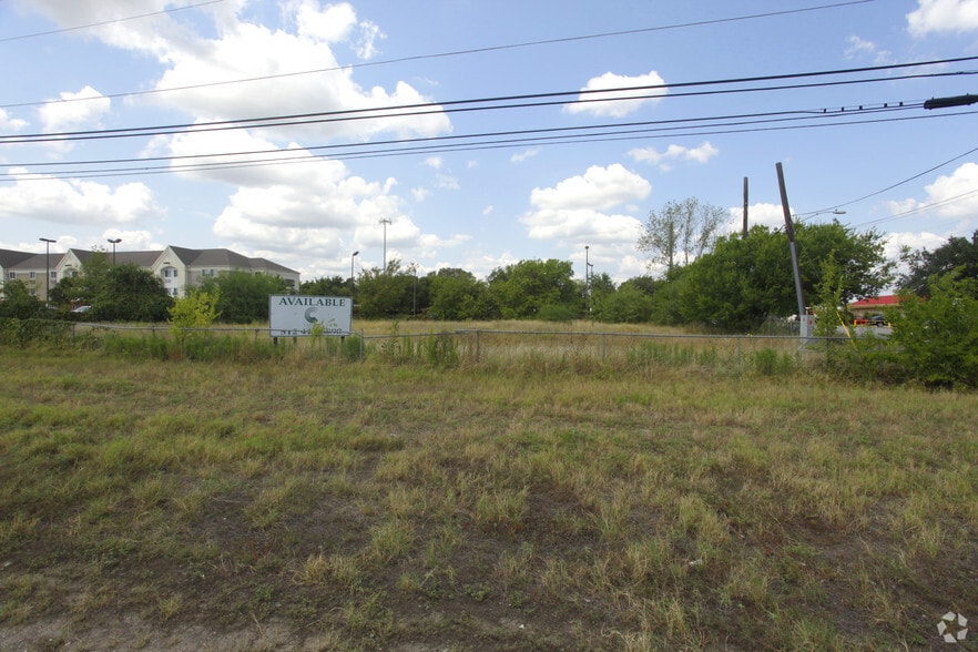 1201 E Saint Elmo Rd, Austin, TX for sale - Primary Photo - Image 1 of 7