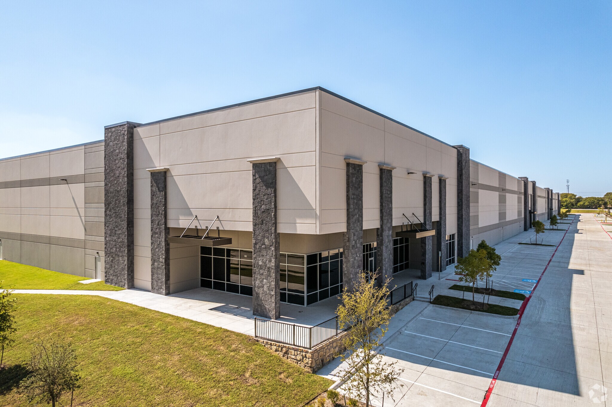 350 Cypress Hill Dr, McKinney, TX for lease Building Photo- Image 1 of 9