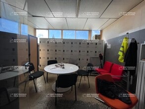 Flex in Libourne for sale Interior Photo- Image 1 of 5