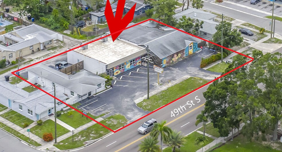 559 49th St S, Saint Petersburg, FL à louer - Photo du bâtiment - Image 3 de 27