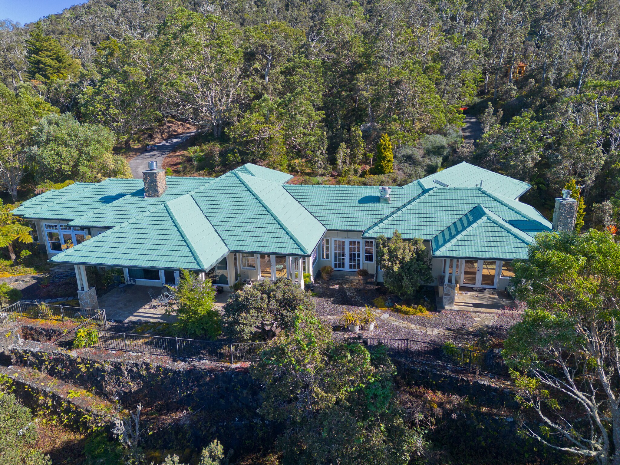 73-4310 Huehue St, Kailua Kona, HI à vendre Photo principale- Image 1 de 47