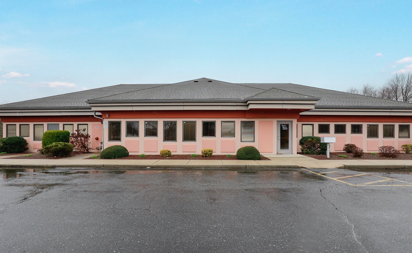 501 Iron Bridge Rd, Freehold, NJ à vendre Photo principale- Image 1 de 5