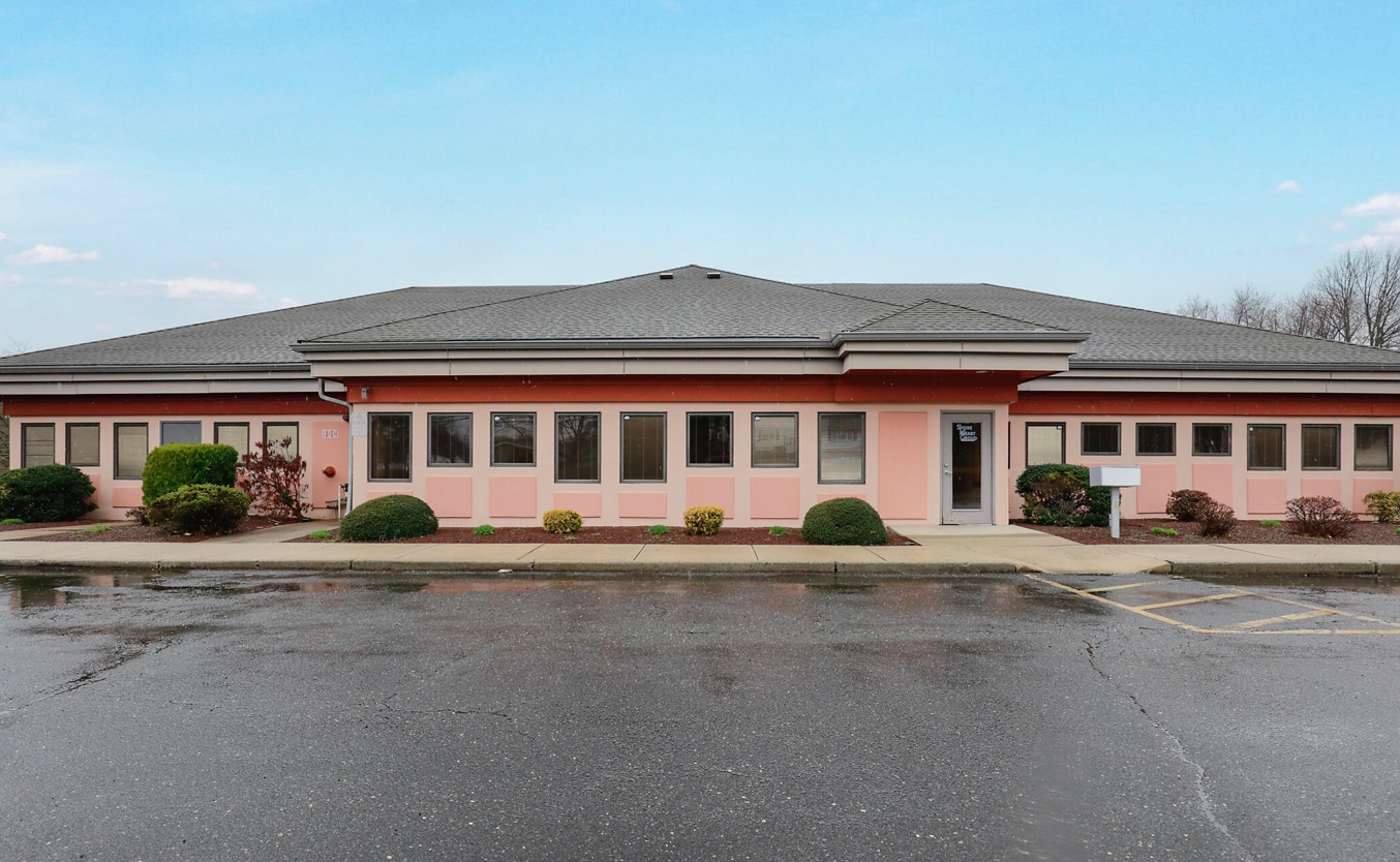 501 Iron Bridge Rd, Freehold, NJ for sale Primary Photo- Image 1 of 5