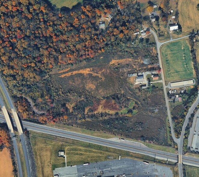 318 Shiloh Rd, Morgantown, PA for sale - Aerial - Image 2 of 2
