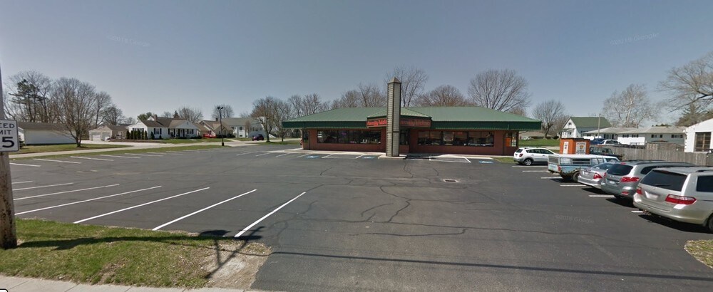 1109 Wapakoneta Ave, Sidney, OH for lease Building Photo- Image 1 of 1