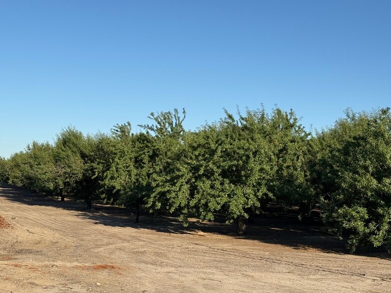 2700 North Ave ave, Modesto, CA for sale - Other - Image 1 of 10