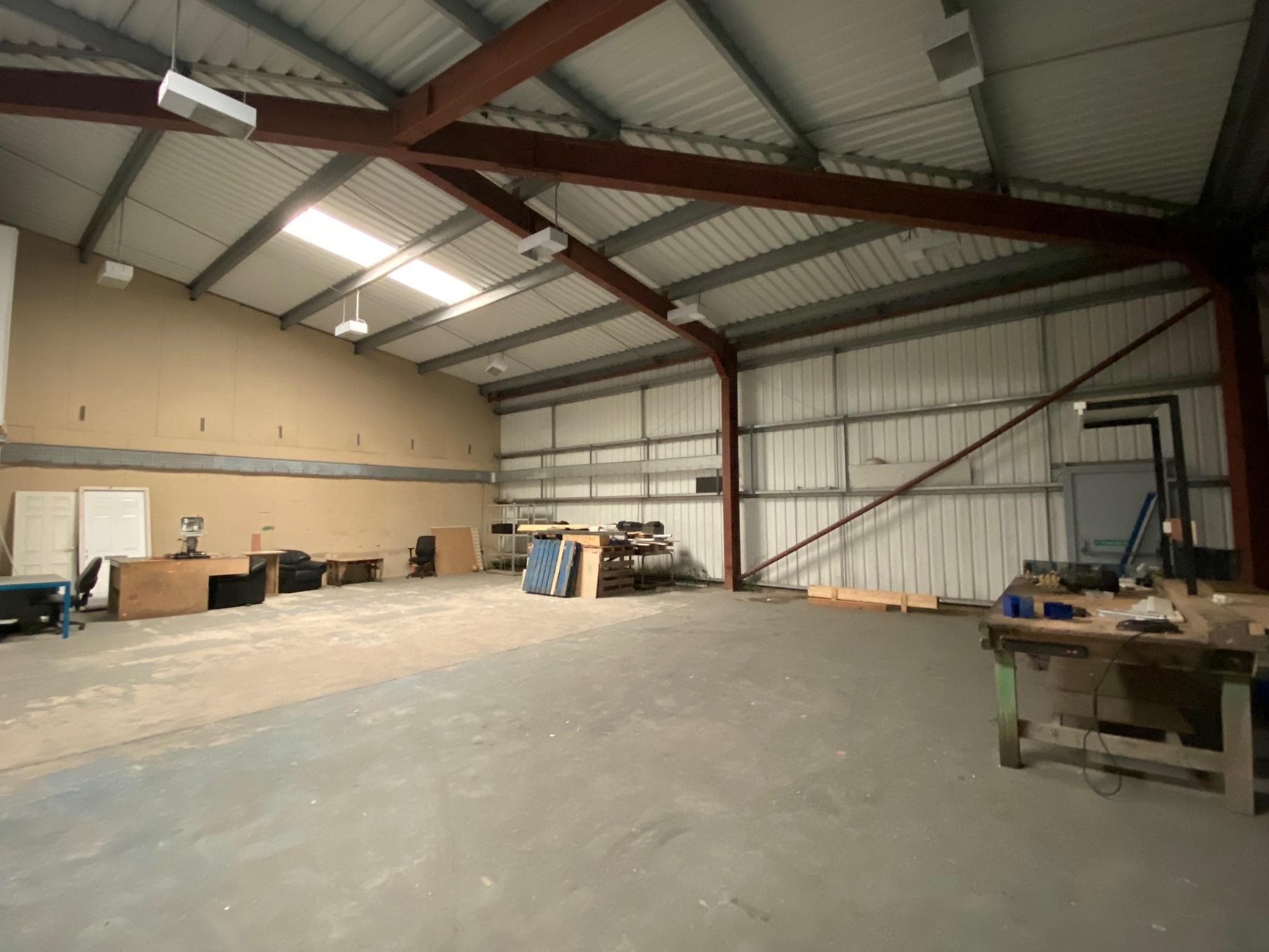 Pantglas Industrial Estate, Caerphilly for lease Interior Photo- Image 1 of 3