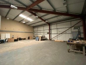 Pantglas Industrial Estate, Caerphilly for lease Interior Photo- Image 1 of 3