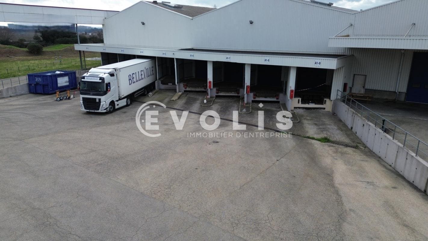 Industrial in Nîmes for lease Building Photo- Image 1 of 10