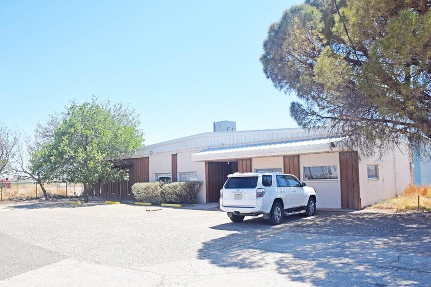 1073 N FM 1936, Odessa, TX à vendre - Photo du bâtiment - Image 3 de 61