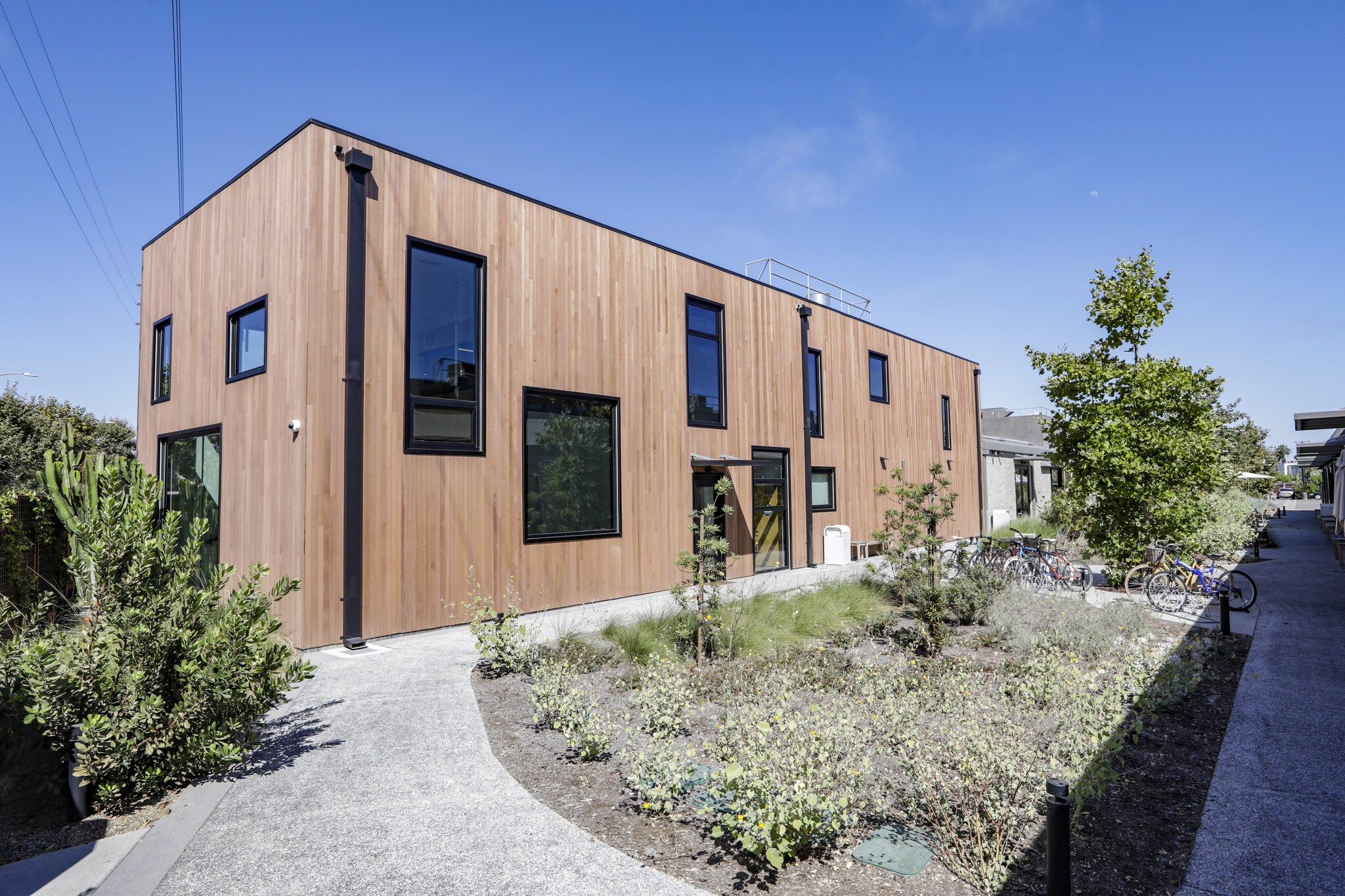 606-654 Venice Blvd, Venice, CA for lease Building Photo- Image 1 of 72