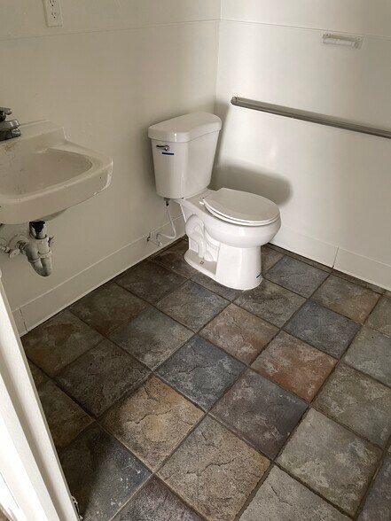 10920-10928 Grand Ave, Temple City, CA à louer - Photo du bâtiment - Image 3 de 5