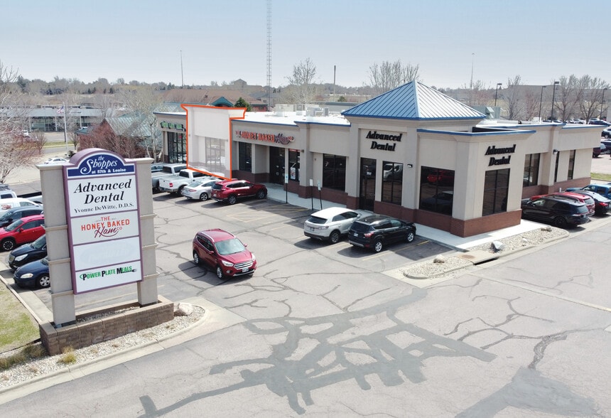 3509-3517 W 57th St, Sioux Falls, SD for lease - Primary Photo - Image 1 of 2