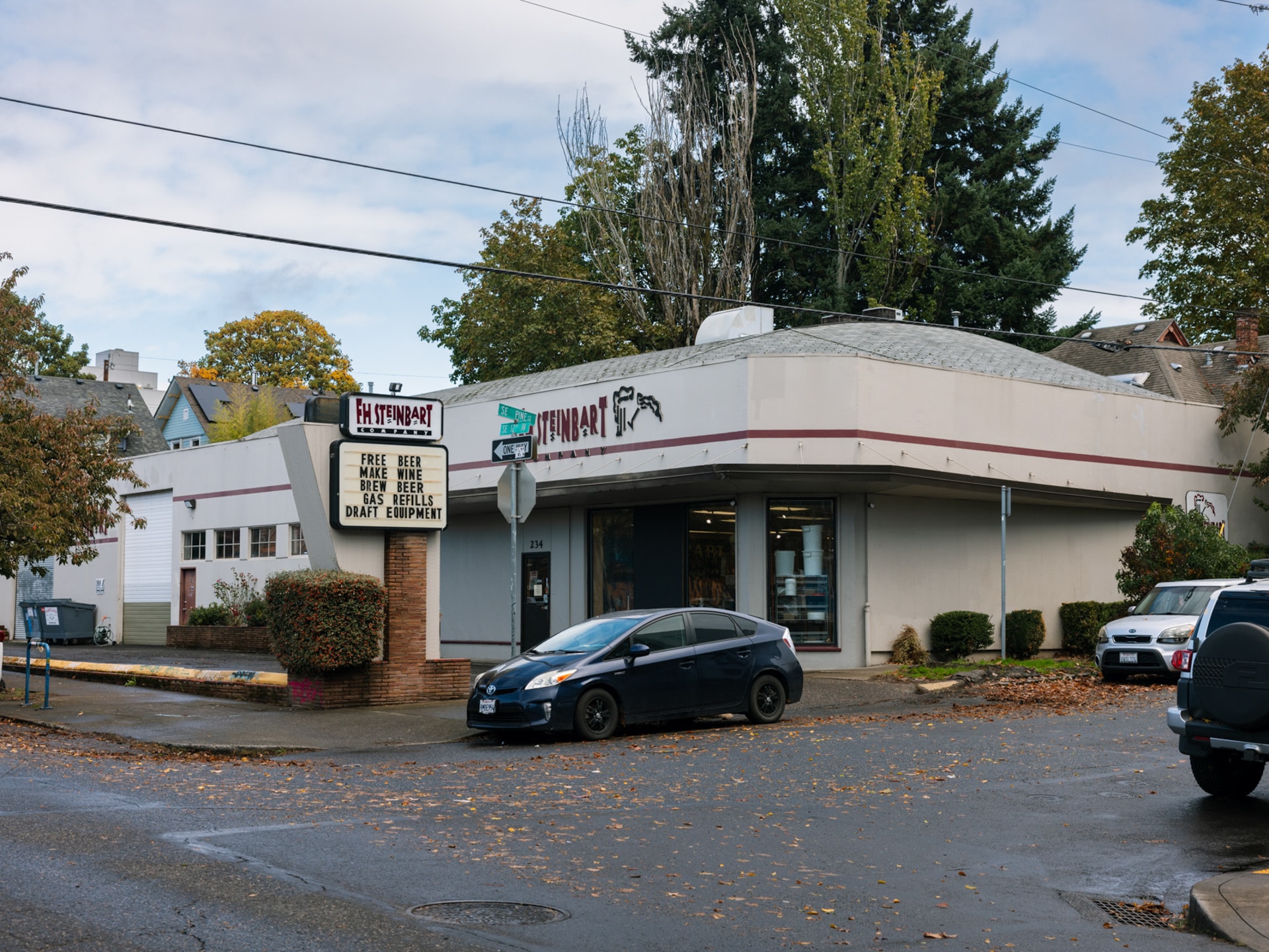 212-234 SE 12th Ave, Portland, OR à vendre Photo du bâtiment- Image 1 de 49