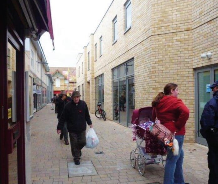 Chequers Ct, Huntingdon for lease - Building Photo - Image 2 of 2