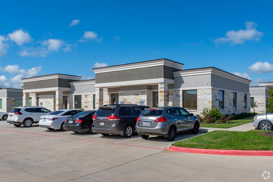 3129 Kingsley Dr, Pearland, TX à louer - Photo du bâtiment - Image 2 de 2