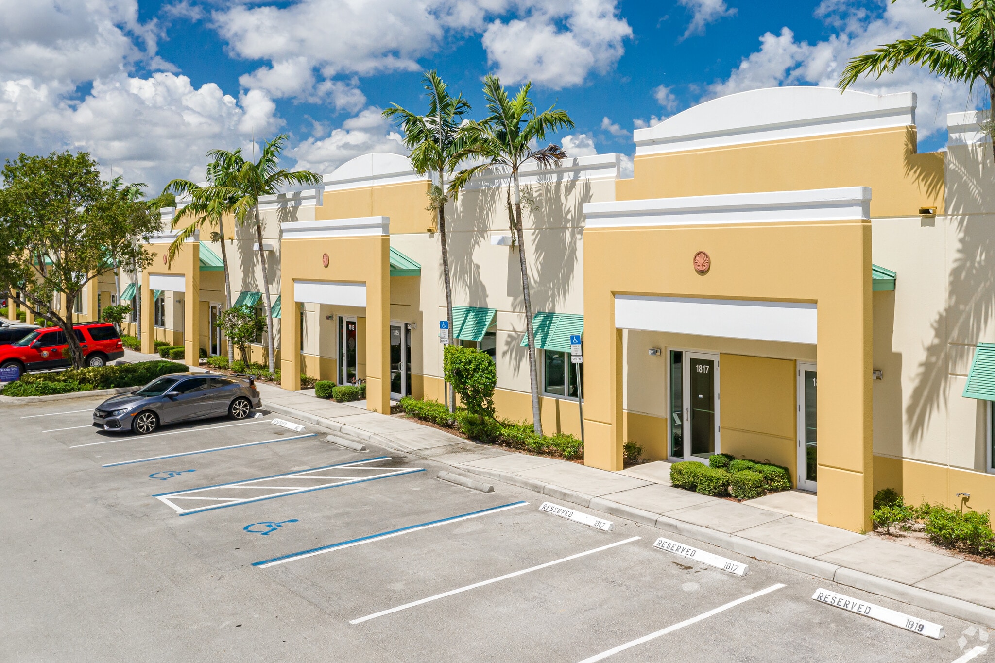 1801-1867 Banks Rd, Margate, FL for lease Interior Photo- Image 1 of 18