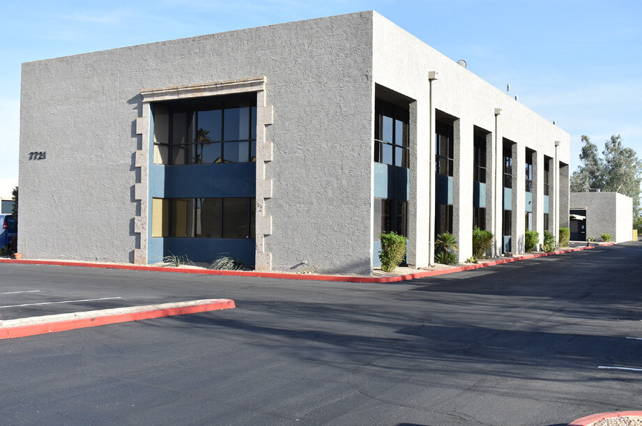 7721 E Gray Rd, Scottsdale, AZ for lease Building Photo- Image 1 of 6