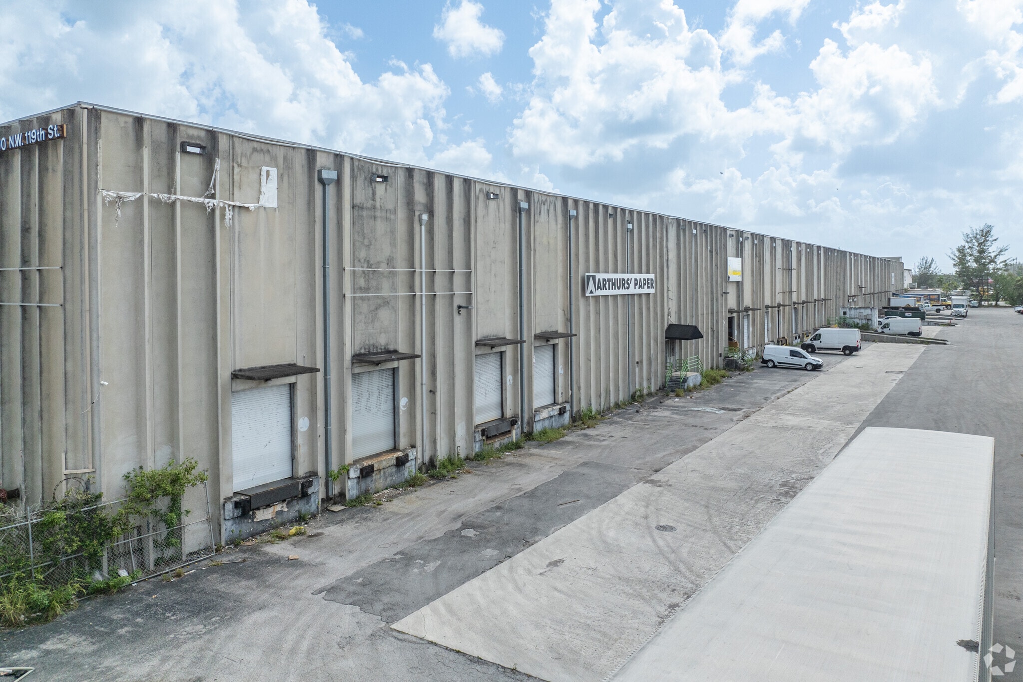 3200 NW 119th St, Miami, FL for lease Primary Photo- Image 1 of 6