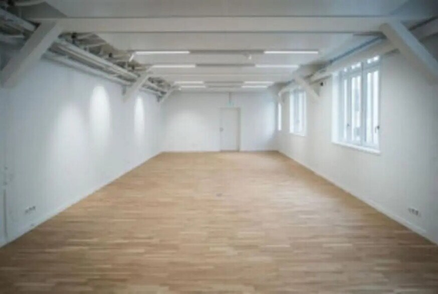 28 Rue Pascal, Paris for sale - Building Photo - Image 3 of 9